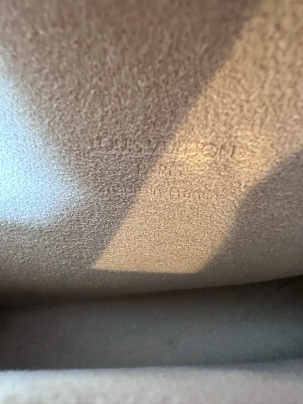 Louis Vuitton Monogram Pochette
Florentine XS - Picture 4 of 11